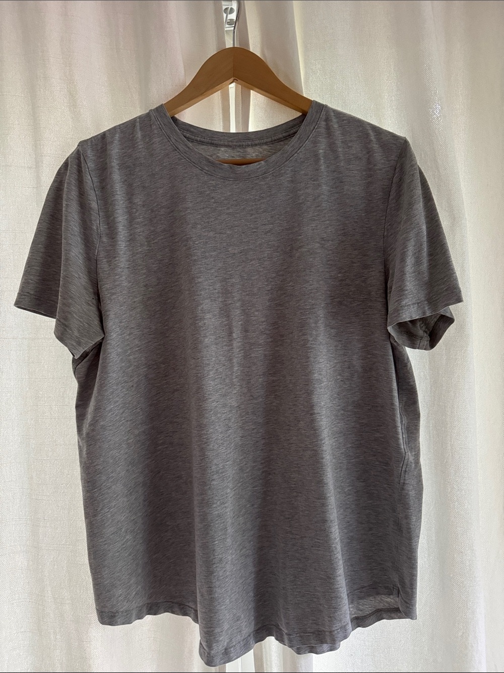 Lululemon | Short Sleeve Tee - Heather Gray